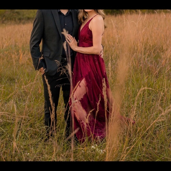 Bella and Bloom Burgandy Maxi Dress - Picture 2 of 7